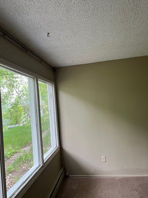 4432 - 4432 4 St Nw - Photo 5 of 6