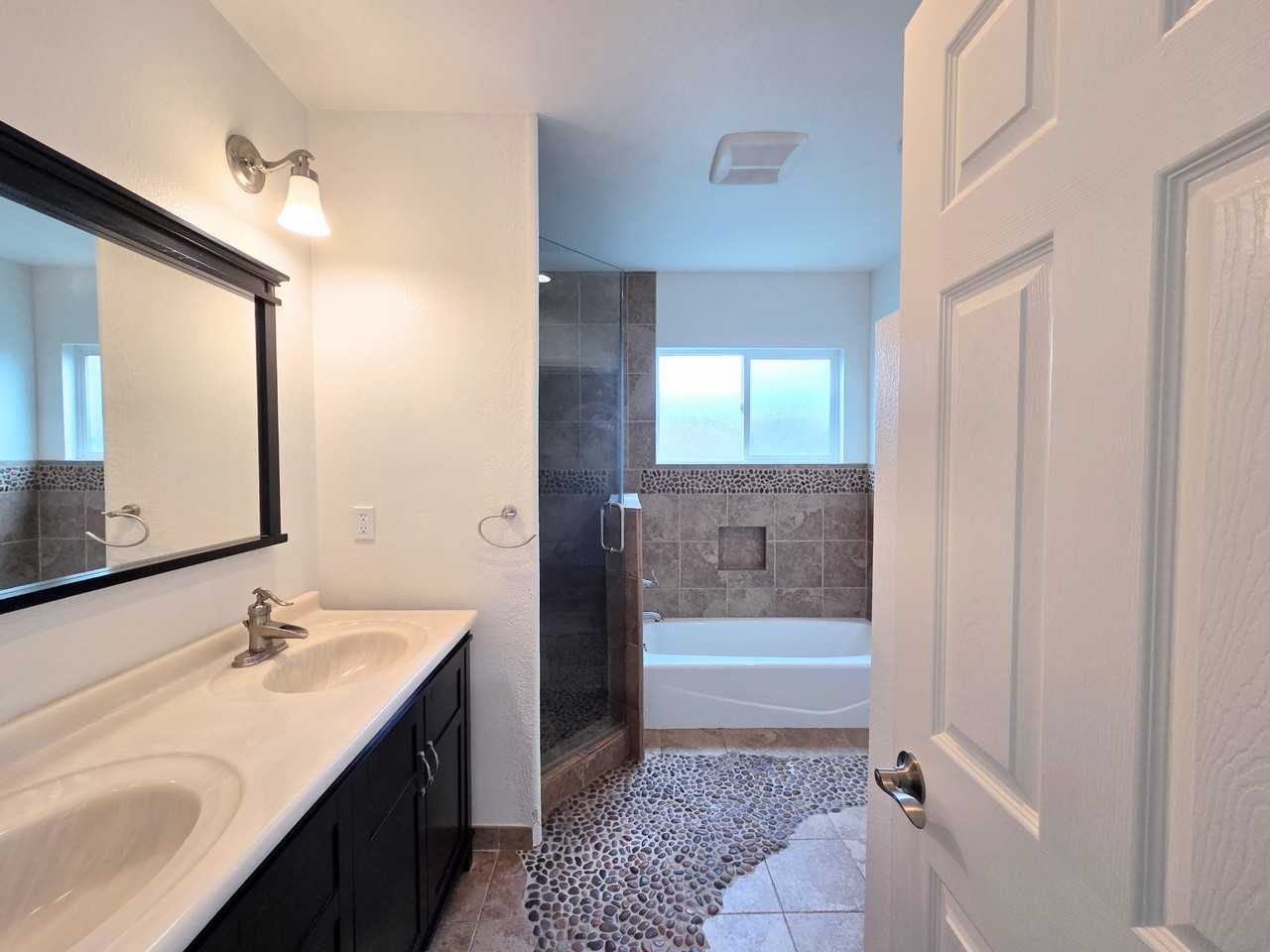 6543 Blewett Ave #NA - Photo 4 of 43