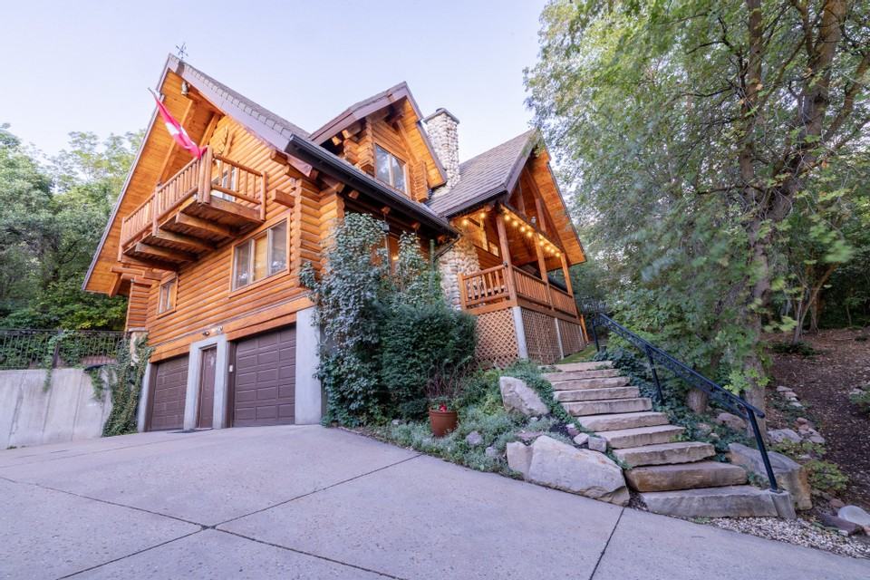 1311 Canyon Creek Dr #NA - Photo 2 of 14