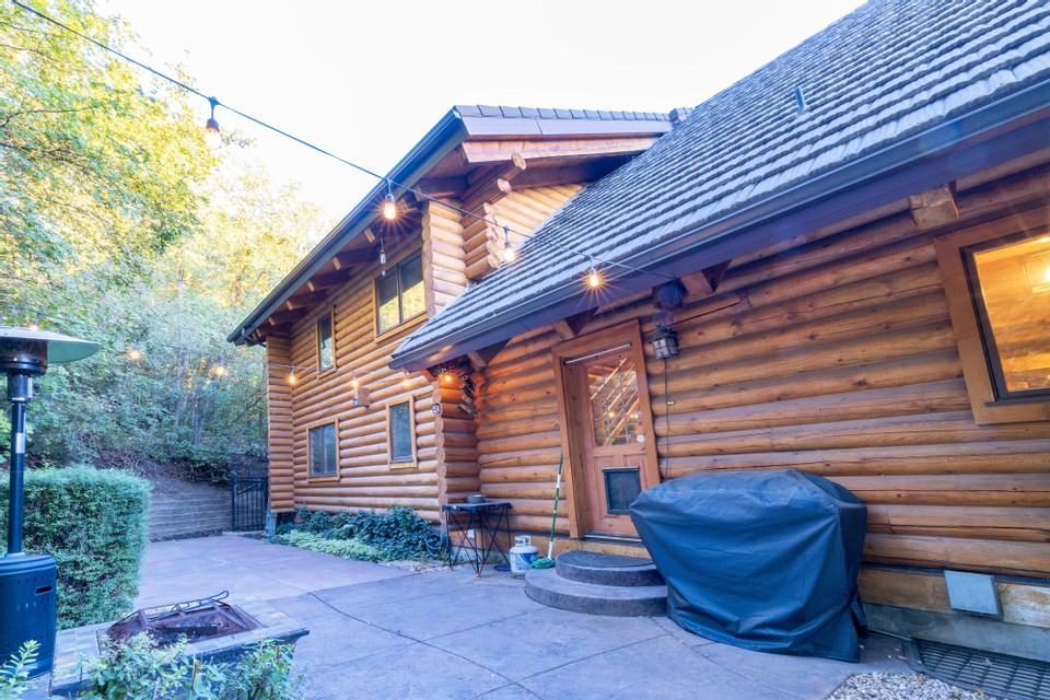 1311 Canyon Creek Dr #NA - Photo 3 of 14