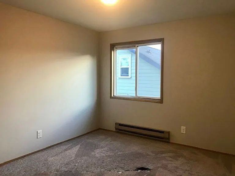3660 Whitman Ave N #6 - Photo 6 of 20