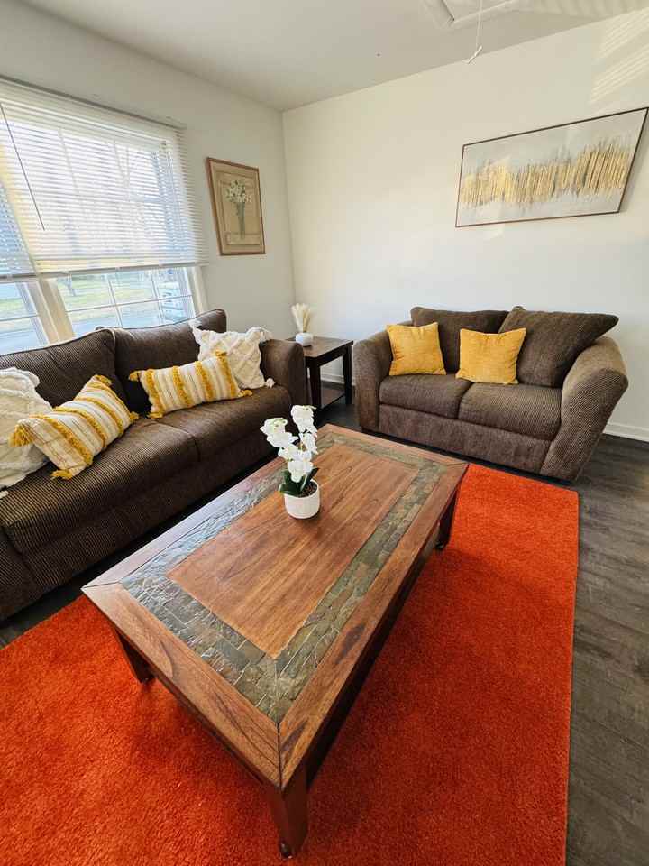 1541 Oakwood Ave #NA - Photo 3 of 9