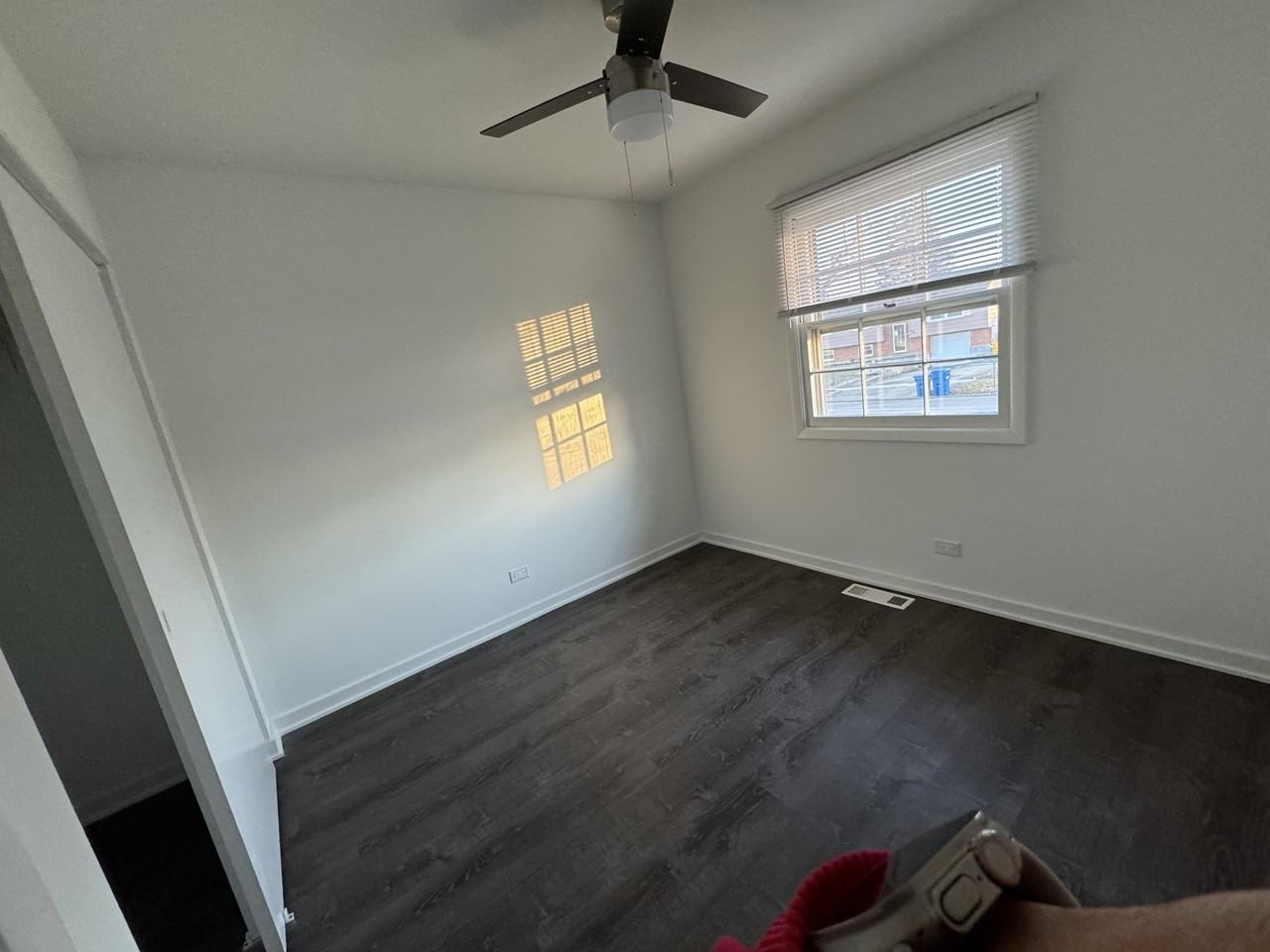 1541 Oakwood Ave #NA - Photo 7 of 9