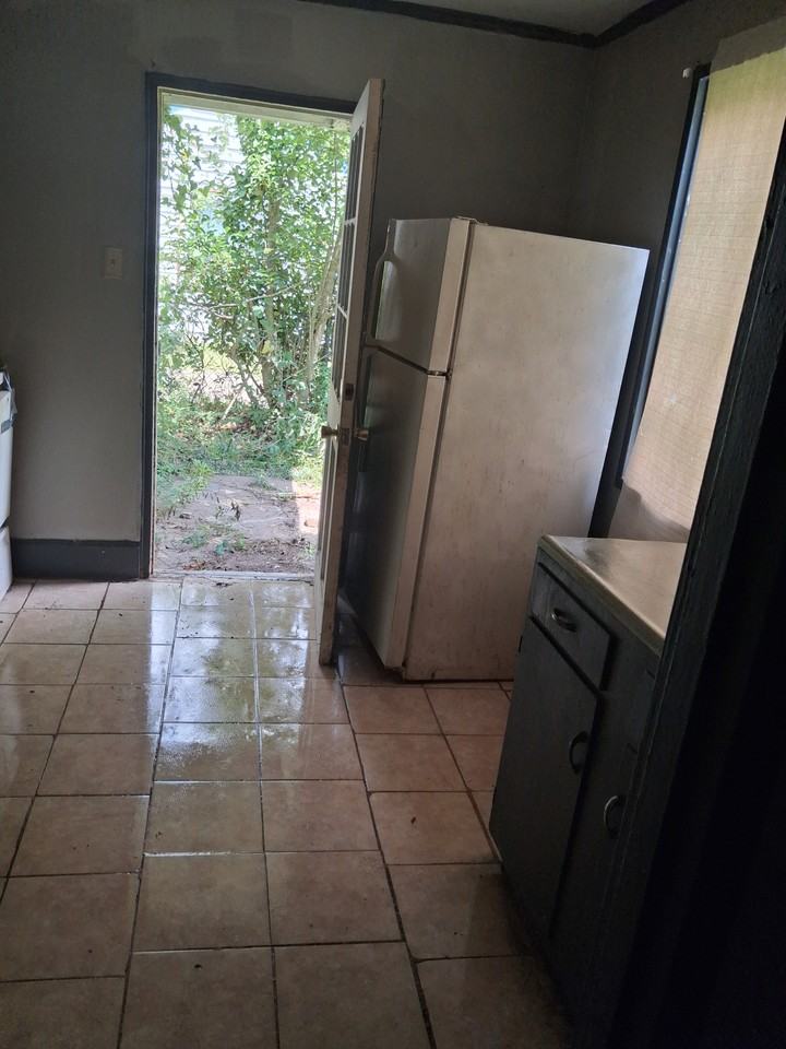 760 W April St #NA - Photo 5 of 9