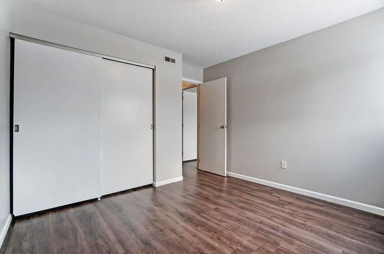 718 Collins Ave | 12/24 - Photo 6 of 16