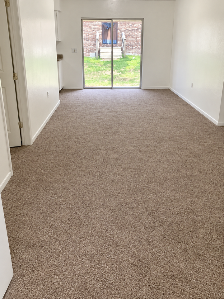 1445 Hamilton Ave - Photo 4 of 17