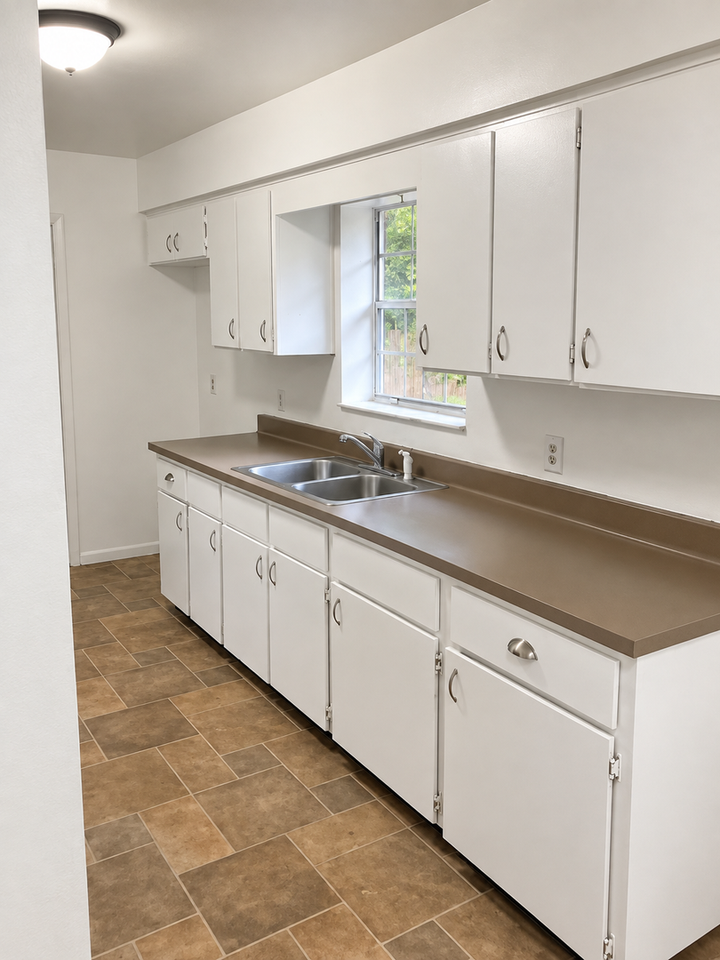 1445 Hamilton Ave - Photo 6 of 17
