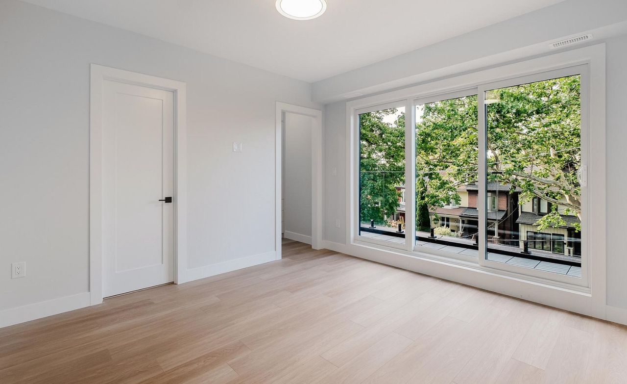 37 Milverton Boulevard #3 - Photo 3 of 8