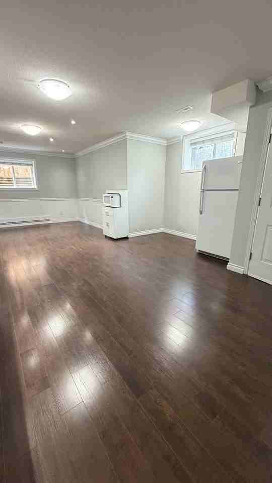 16933 84 Avenue - Photo 3 of 9