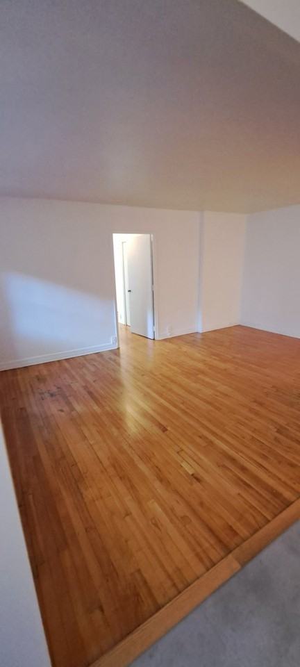 3600 Av Ridgewood - Photo 3 of 10