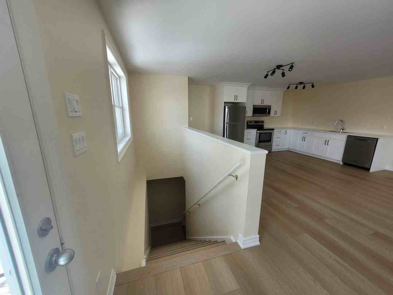 14 Oakland Ave - Photo 3 of 18
