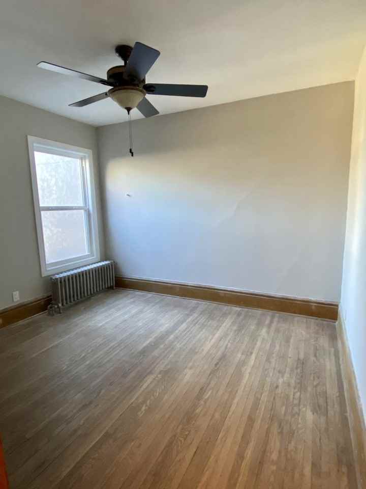 123 Markham St - Photo 6 of 15
