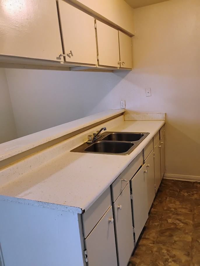 9422 Heno - 05 #9422-05D - Photo 5 of 15