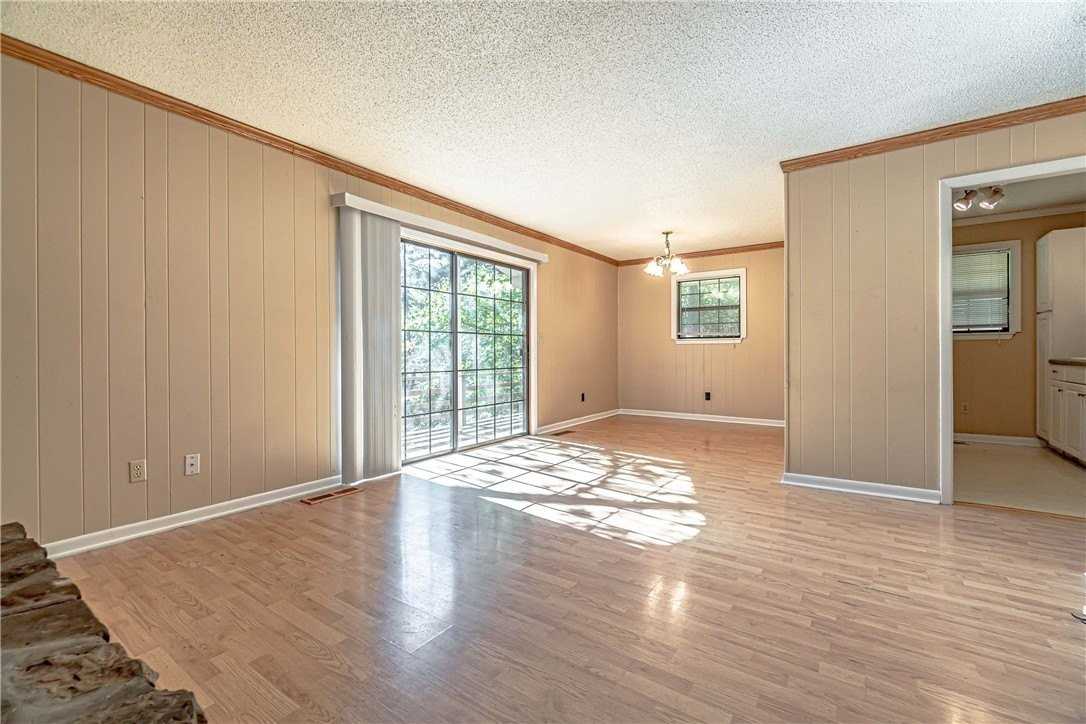 30 Hope Dr - Photo 3 of 9