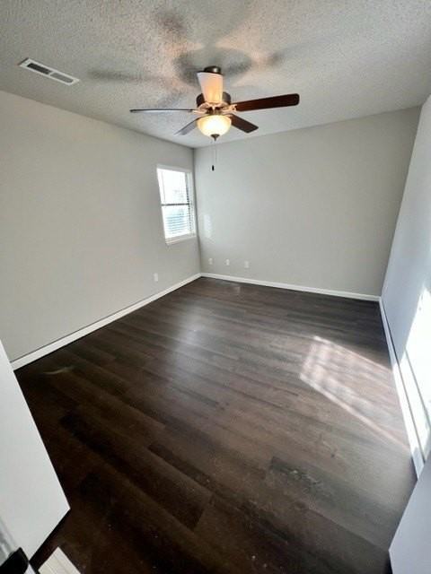 403 Se F St #A - Photo 6 of 7