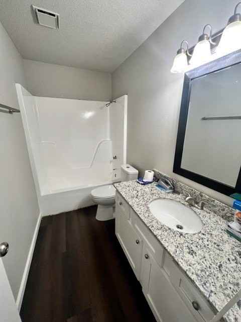 403 Se F St #A - Photo 7 of 7
