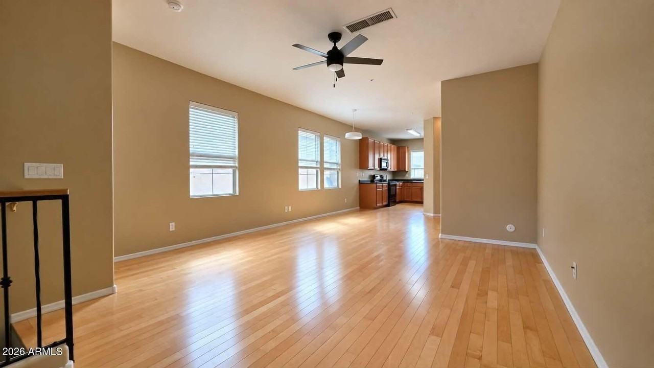 160 W Heather Ct - Photo 6 of 23