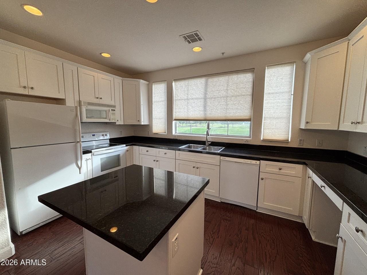 4455 E Paradise Village Pkwy S #1029 - Photo 3 of 24