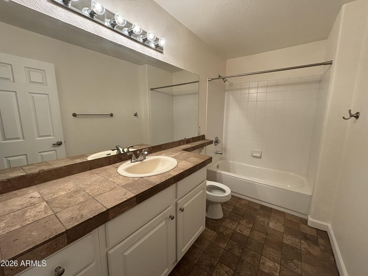 4455 E Paradise Village Pkwy S #1029 - Photo 7 of 24