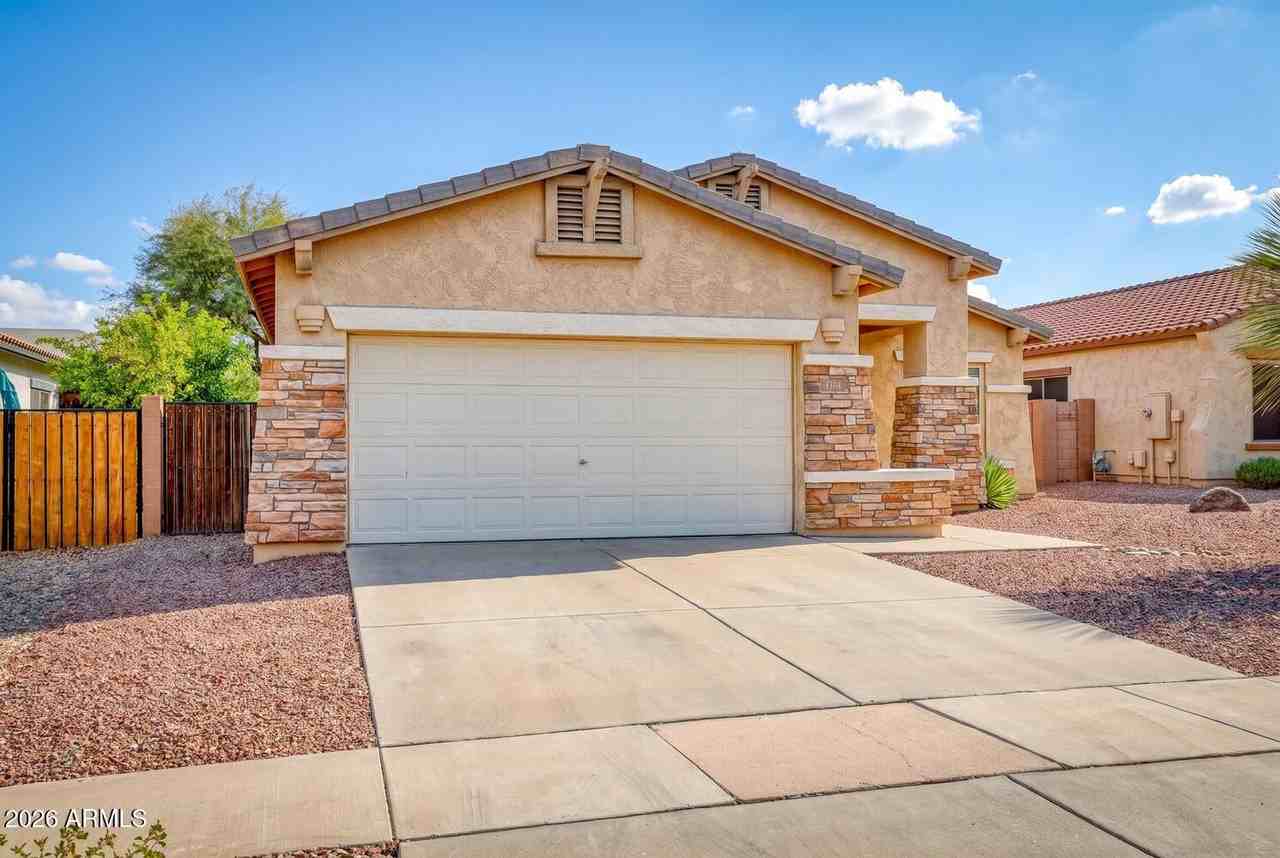 844 E Indian Wells Pl - Photo 3 of 25