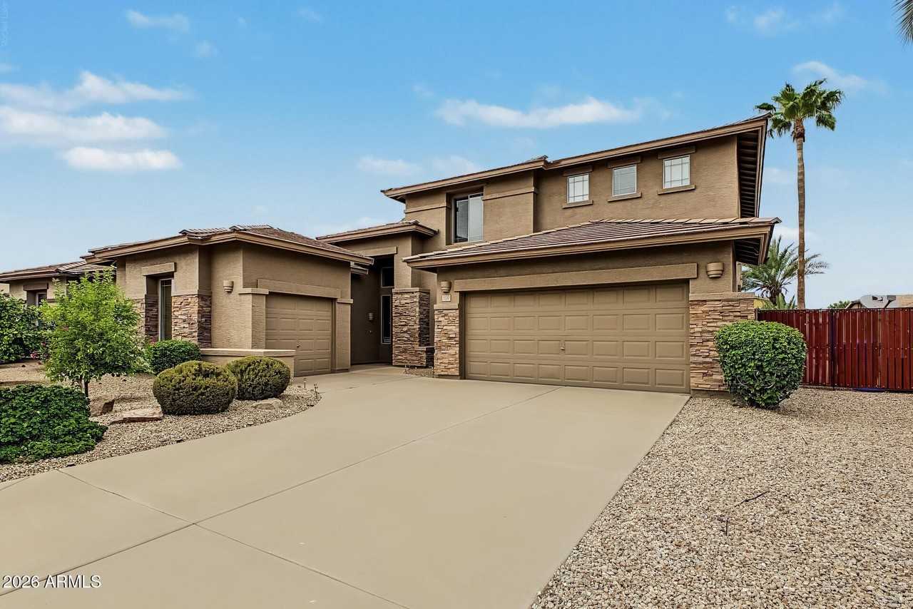 3120 E Runaway Bay Pl - Photo 2 of 34