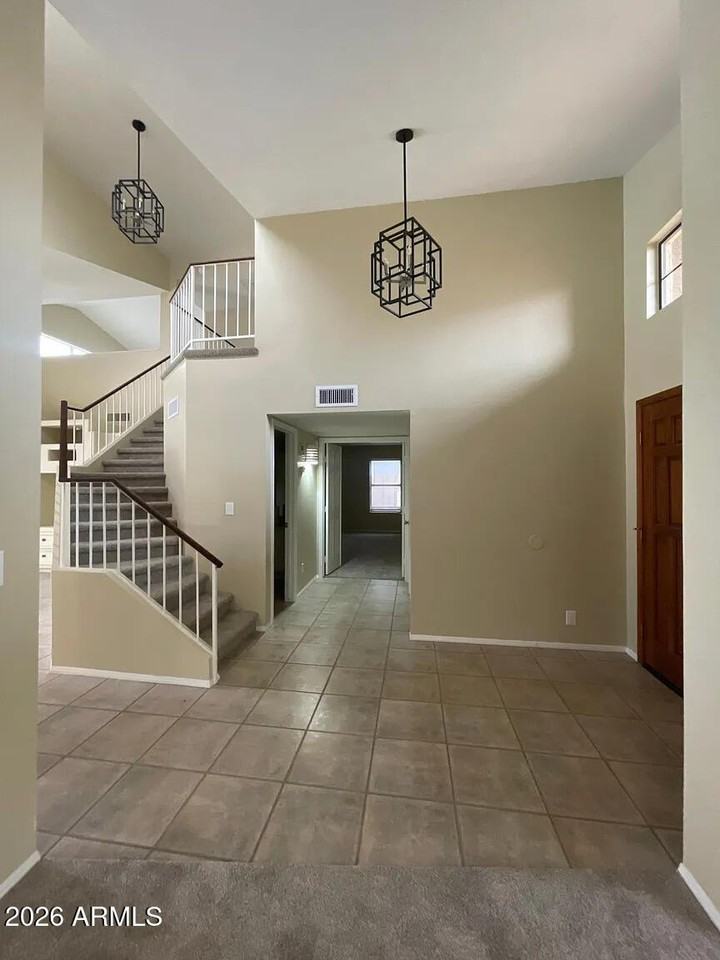 5125 E Fellars Dr - Photo 6 of 29