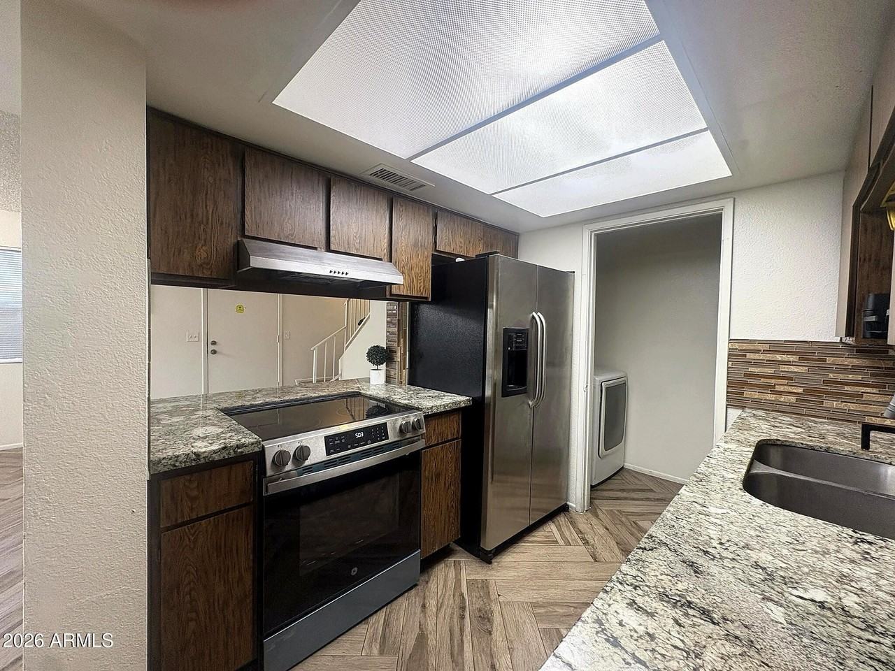 5934 N 48th Ln - Photo 6 of 31