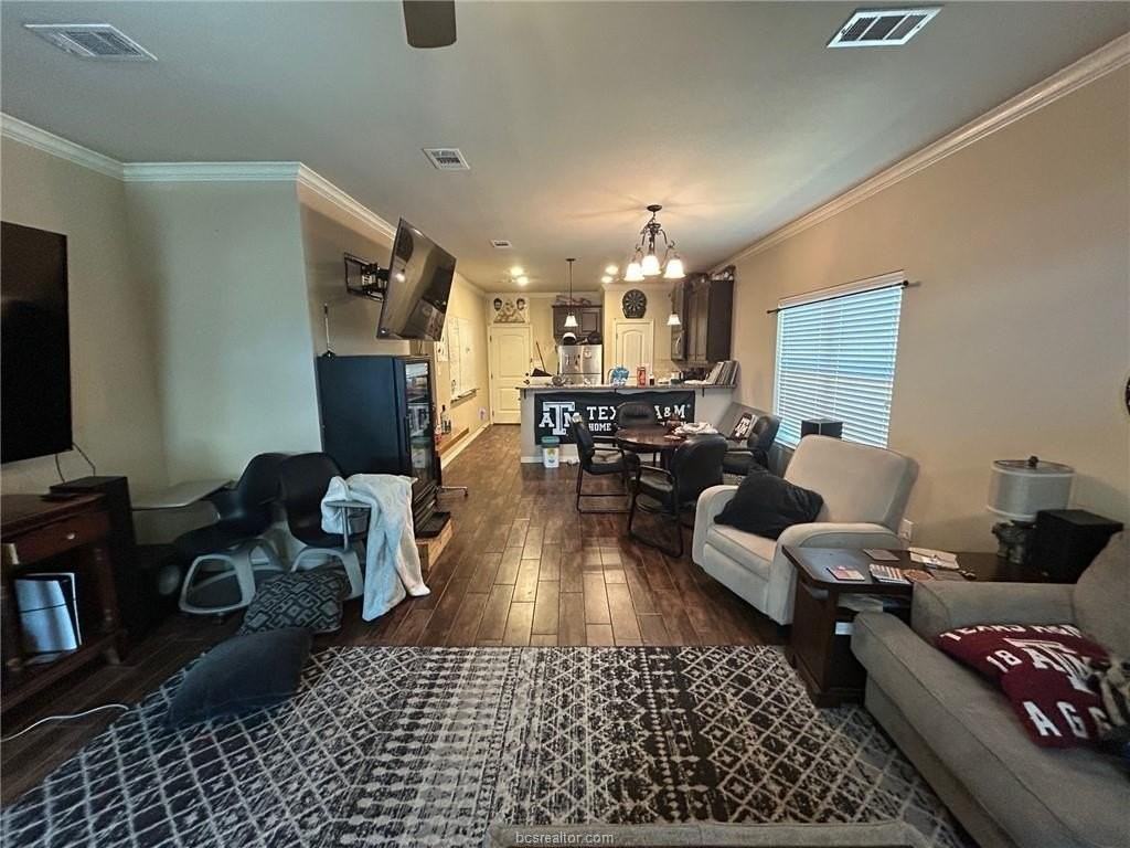 1209 Westover St - Photo 3 of 19