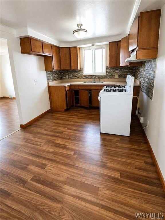 61 Beach Rd - Photo 2 of 9