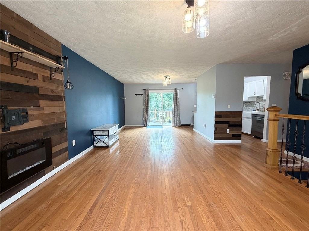 11 Cherry Cir - Photo 3 of 19