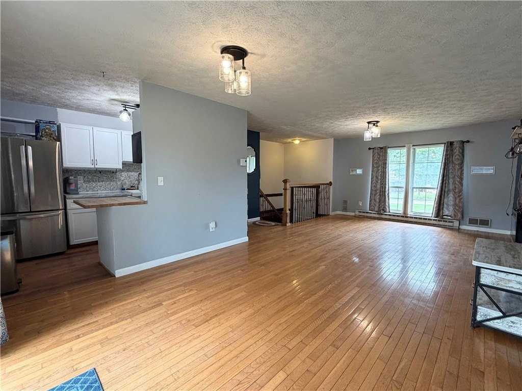 11 Cherry Cir - Photo 5 of 19