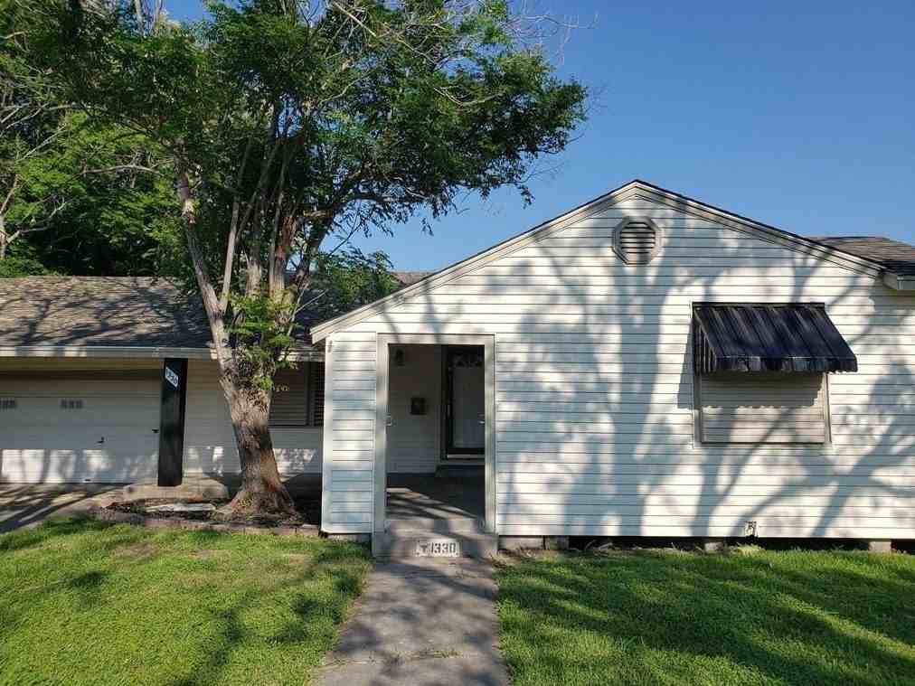 1330 Florida Ave - Photo 2 of 14