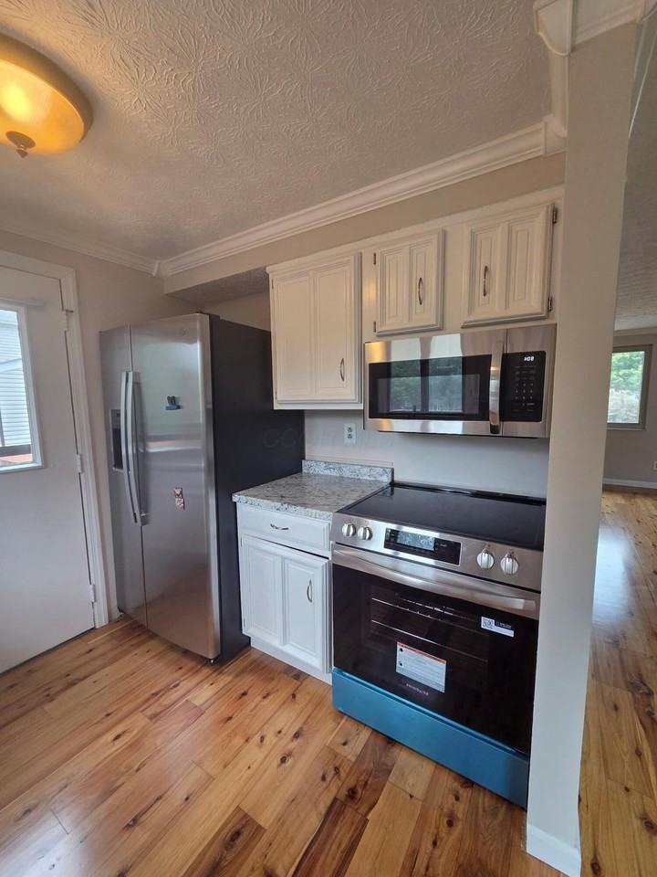5225 Wolf Run Dr - Photo 5 of 27