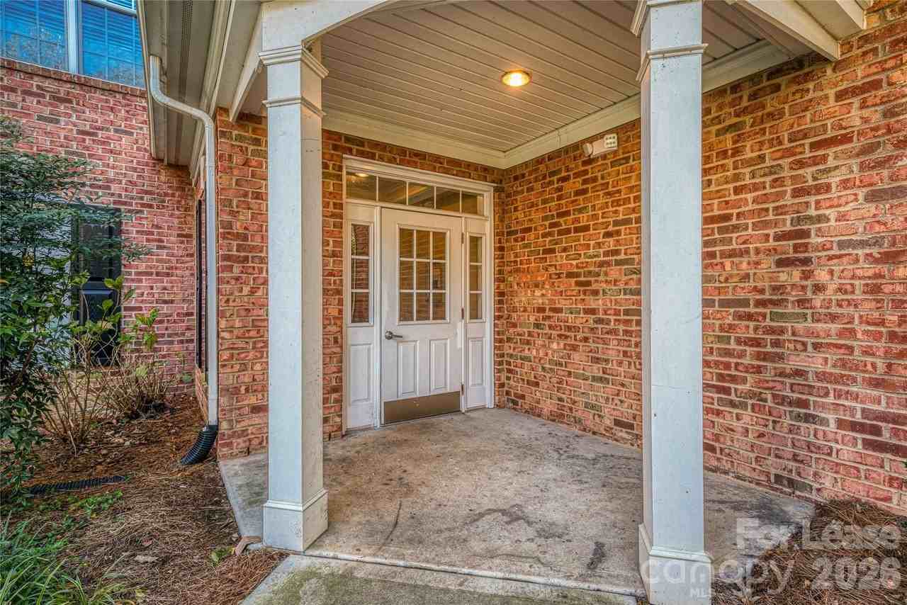 3246 Margellina Dr - Photo 2 of 31