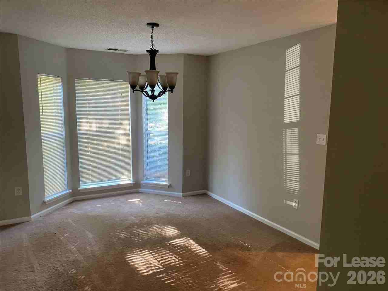 3511 Frostmoor Pl - Photo 7 of 19