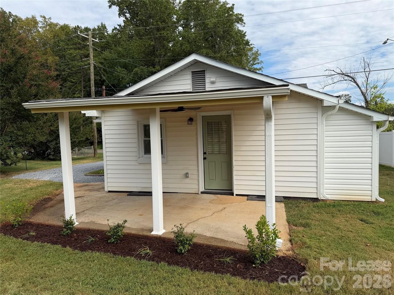 504 Stroupe Rd - Photo 3 of 15