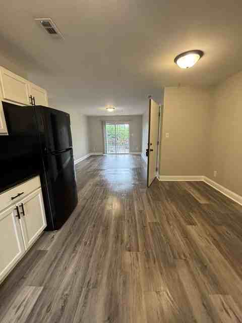 3555 Ash St #9 - Photo 7 of 14