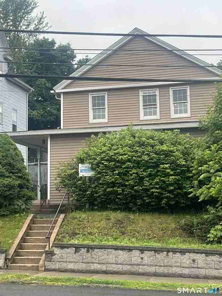 15 West St #2ndFL - Photo 2 of 18
