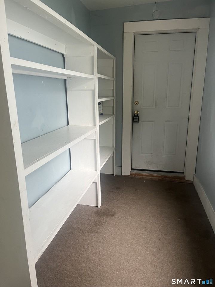 15 West St #2ndFL - Photo 5 of 18