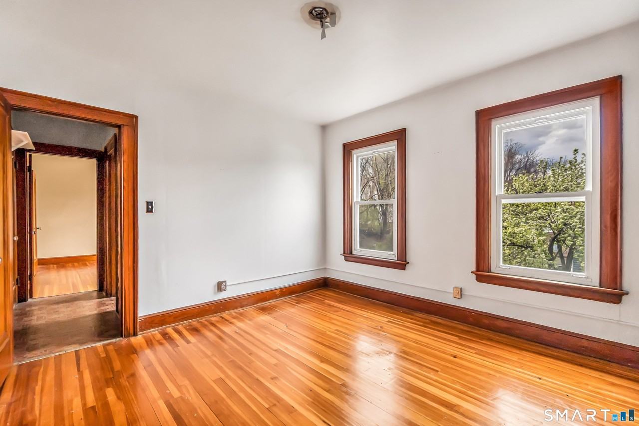 362 Congress Ave #2 - Photo 7 of 16