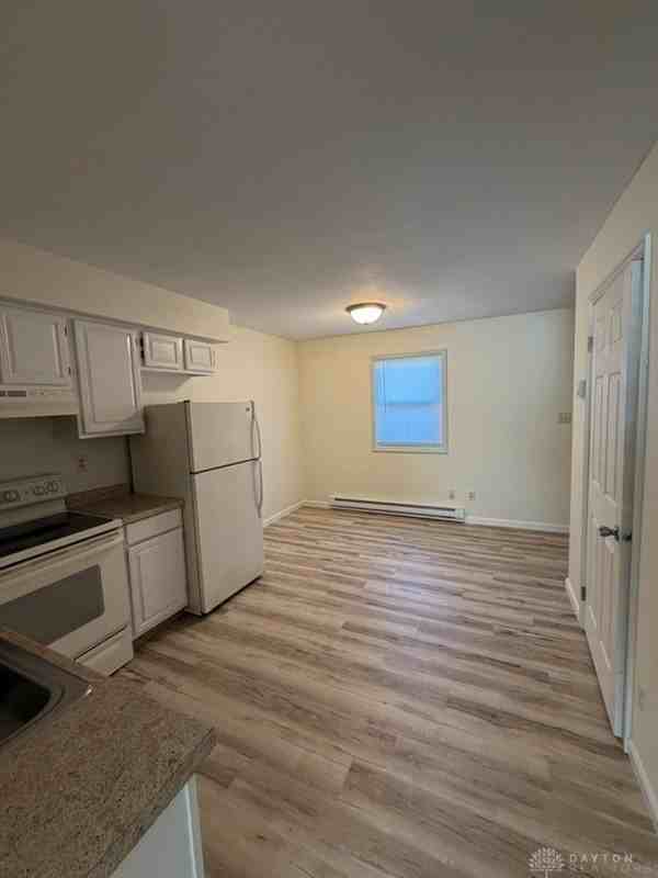 1647 Stewart Blvd #1645 - Photo 3 of 11
