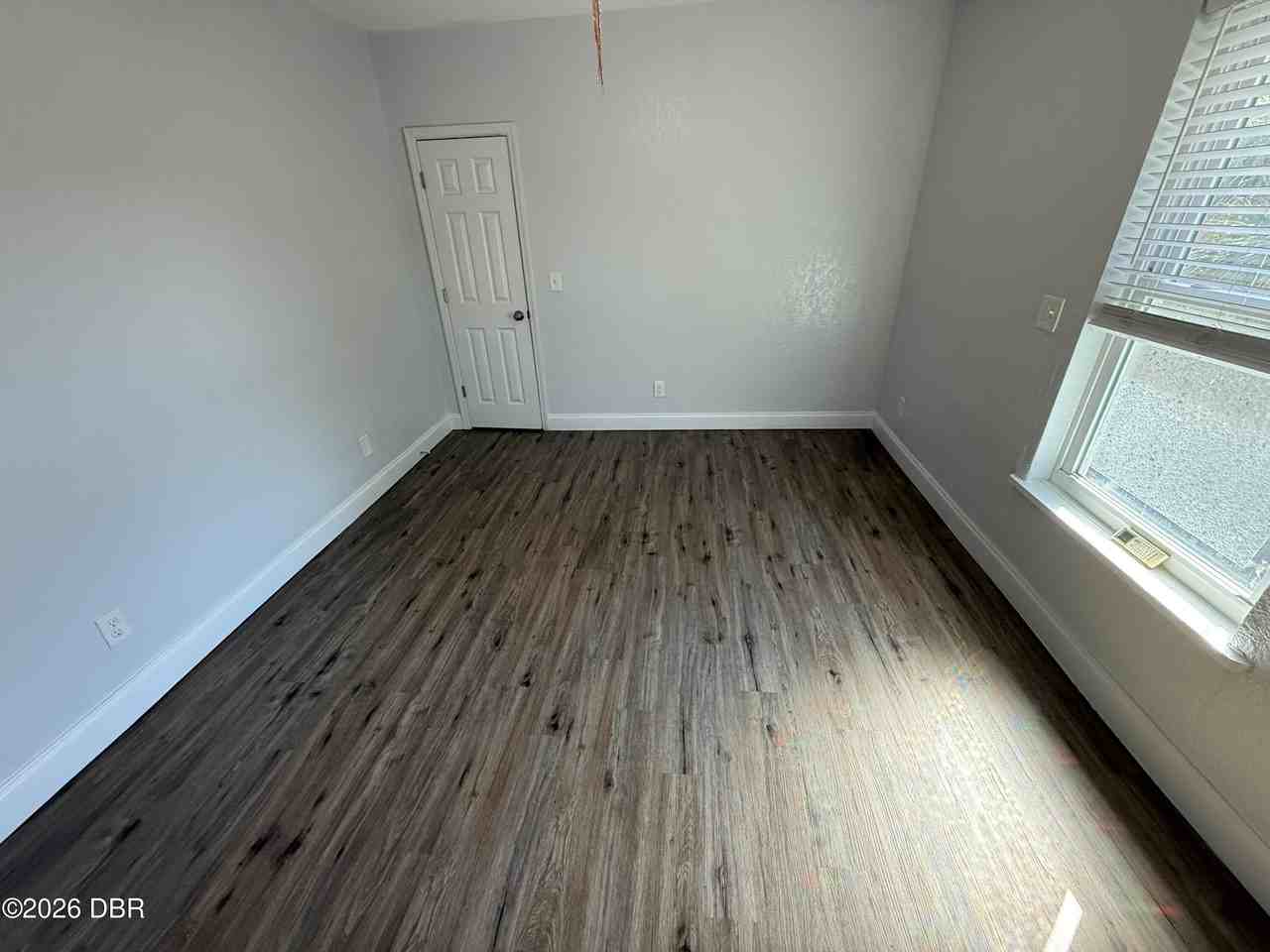 411 N Wild Olive Ave #7 - Photo 4 of 5