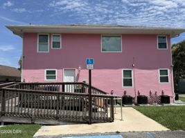 featured image of 411 N Wild Olive Ave #3