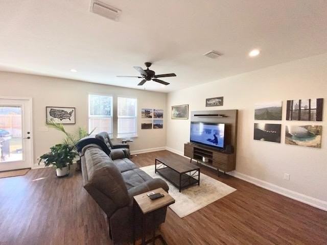1938 Bluewater Blvd - Photo 5 of 40