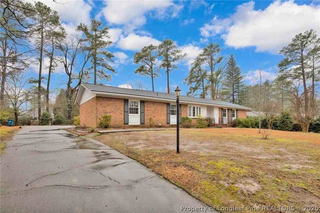 3209 Glasgow Dr - Photo 2 of 36