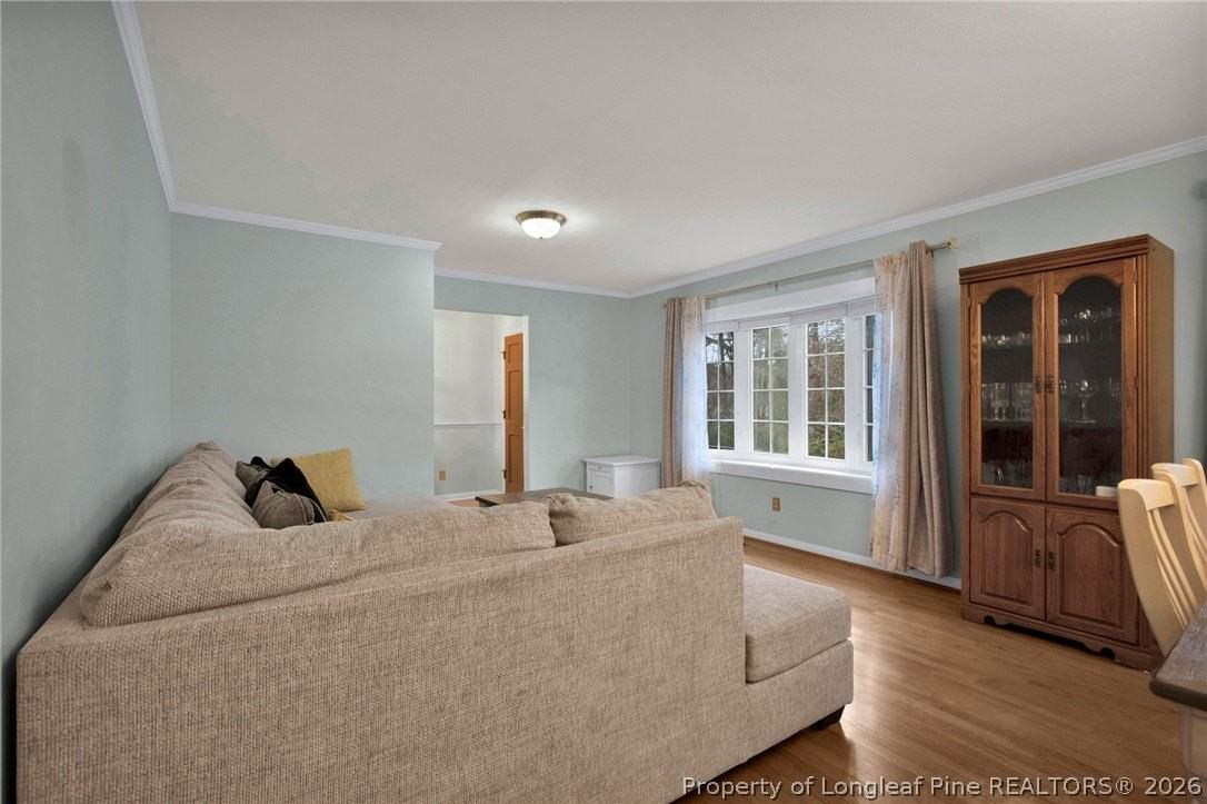 3209 Glasgow Dr - Photo 7 of 36