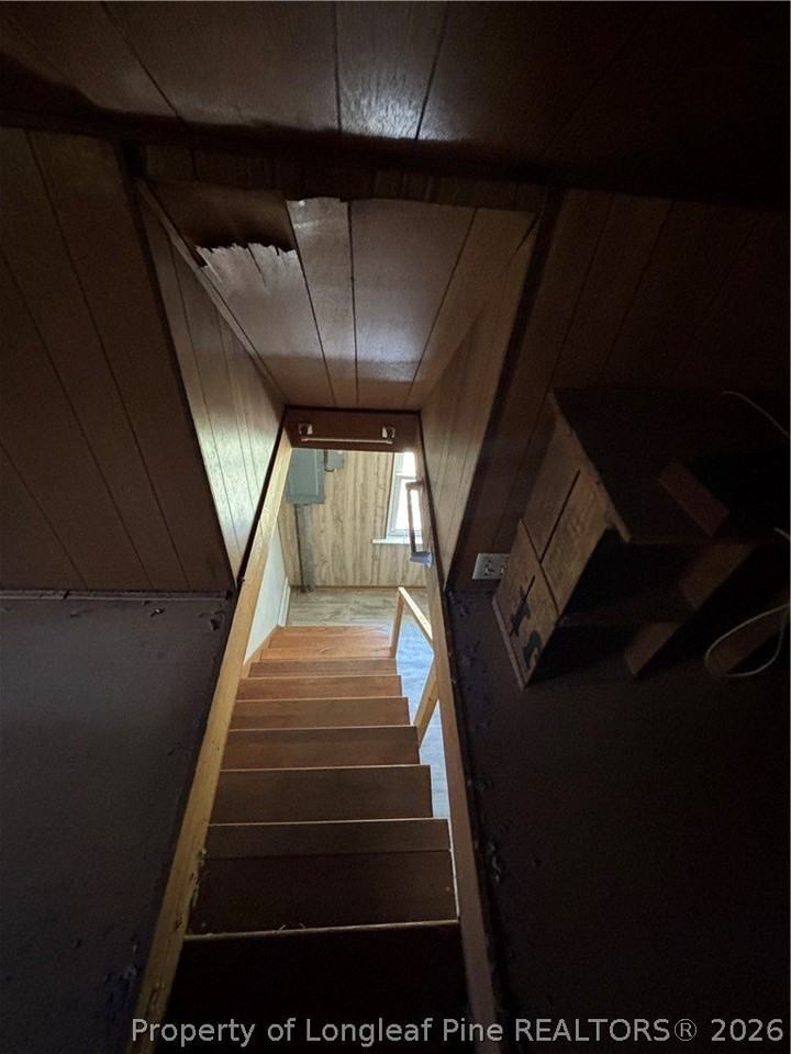 3012 Cedar Creek Rd - Photo 4 of 15