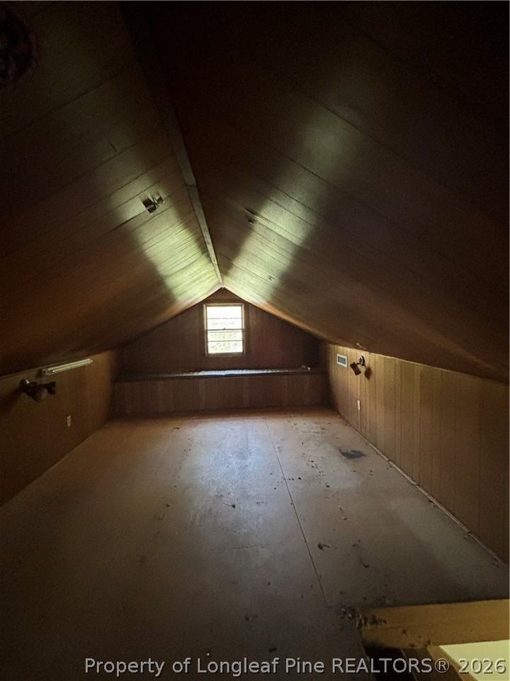 3012 Cedar Creek Rd - Photo 5 of 15