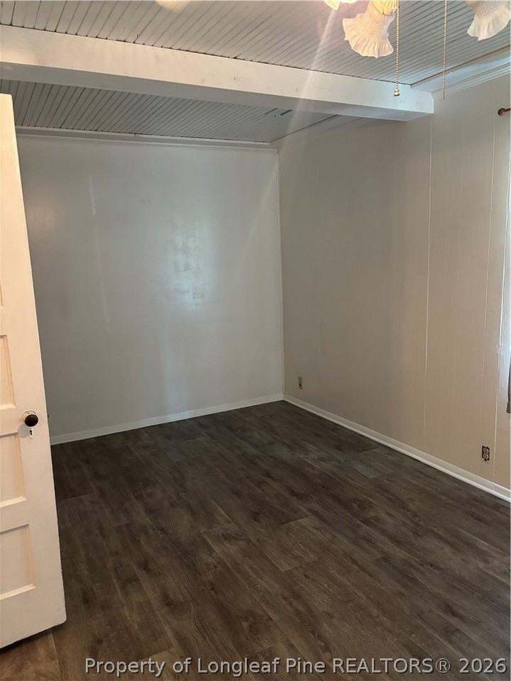 3012 Cedar Creek Rd - Photo 7 of 15