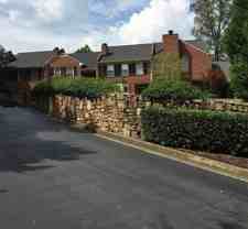871 Lenox Oaks Cir Ne - Photo 1 of 1